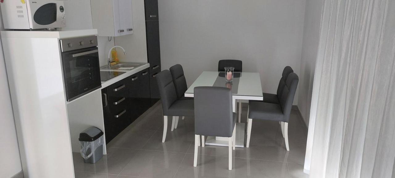 Ferienwohnung Lucija Kaštela Exterior foto